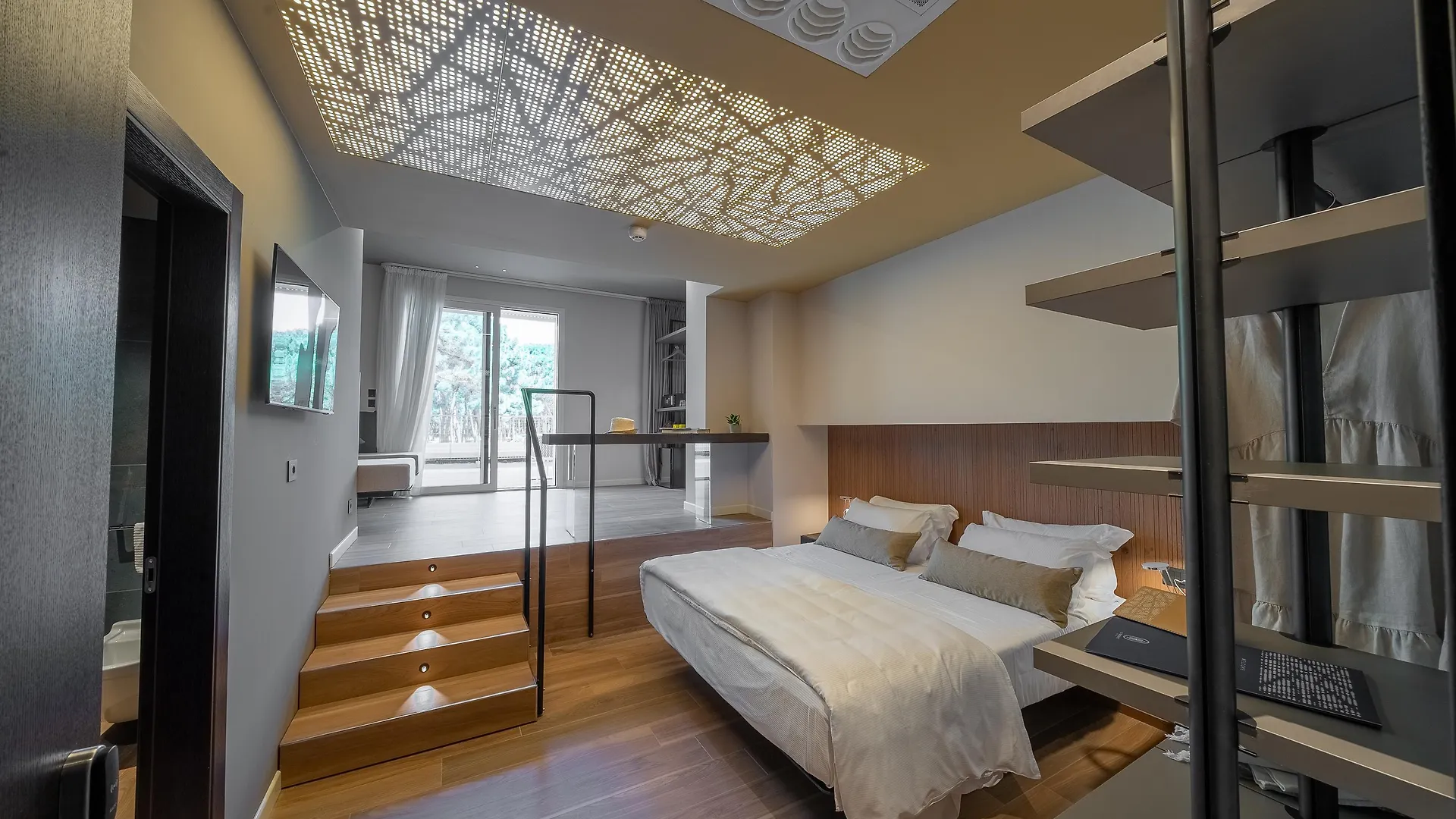 Il Tridente Hotel 4*, ביביונה איטליה
