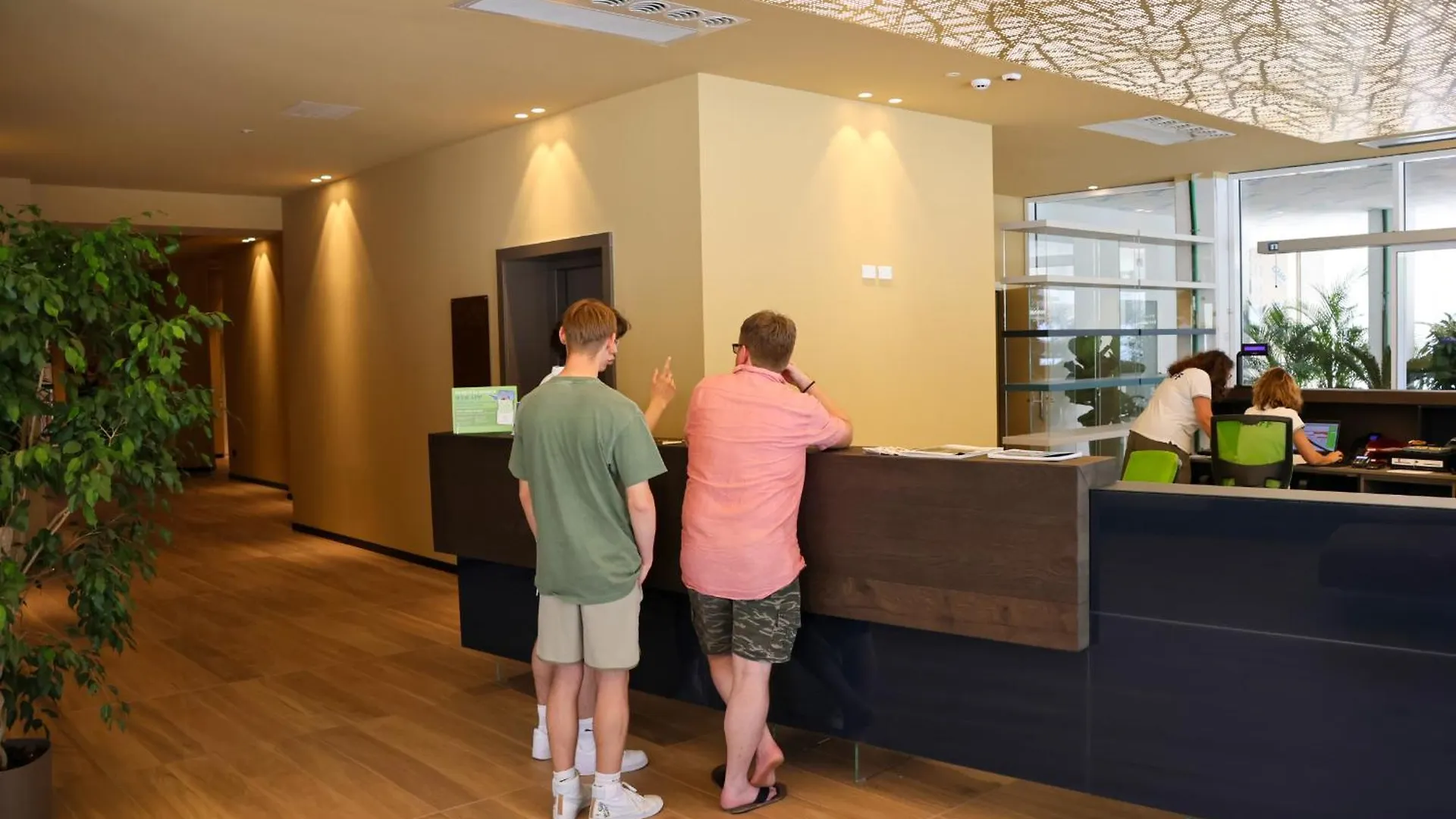 Il Tridente Hotel 4*, ביביונה